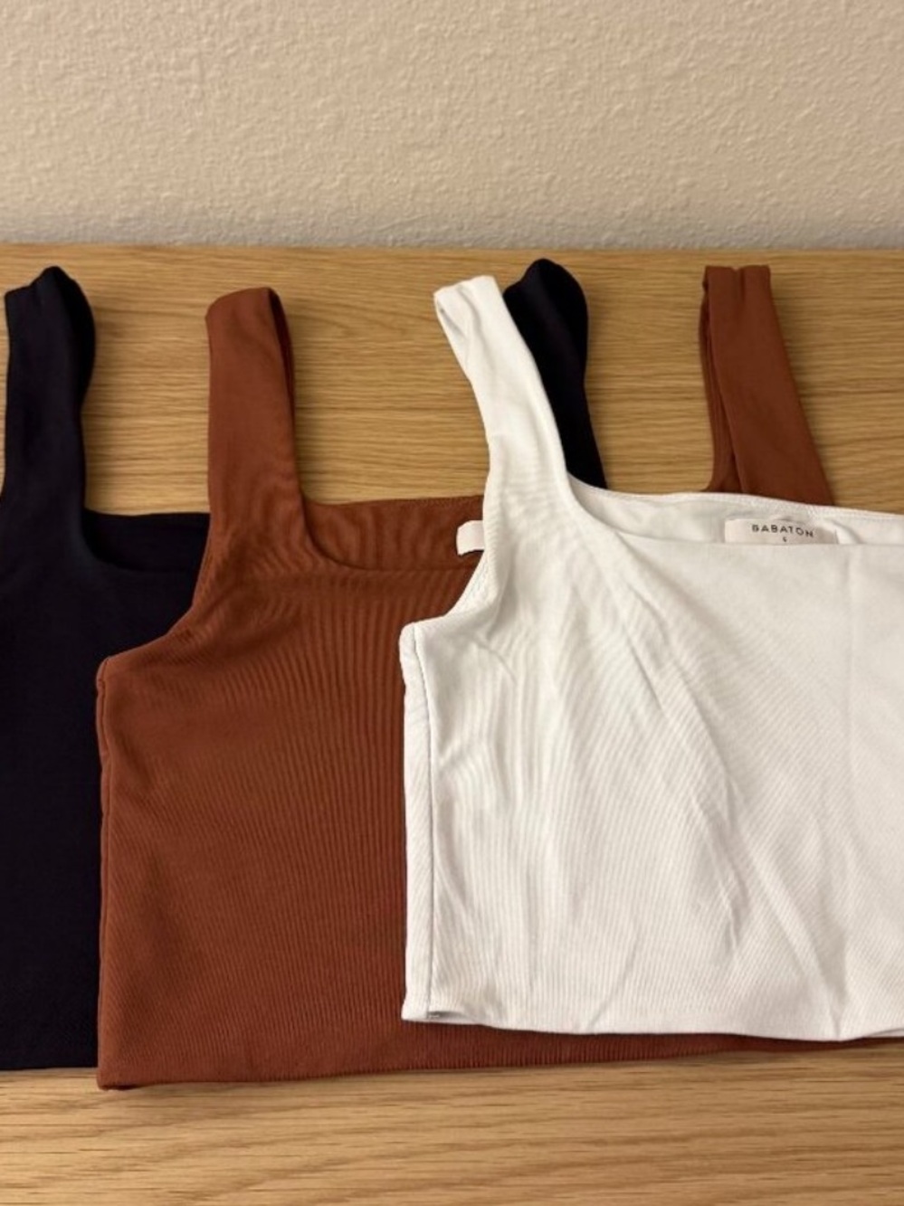 Aritzia Ribbed Cropped Tank BROWN ONLY
